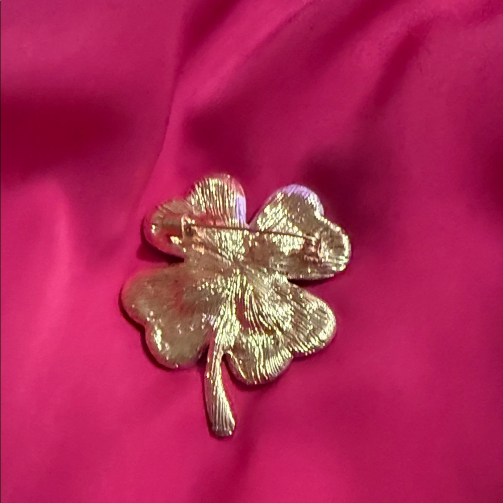 Purple Clover Brooch - Picture 2 of 9